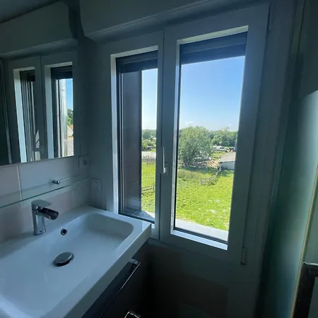Domaine La Perruche Parenthese Poetique Vue Mont-Saint-Michel & Petit-Dejeuner Festin Bed & Breakfast