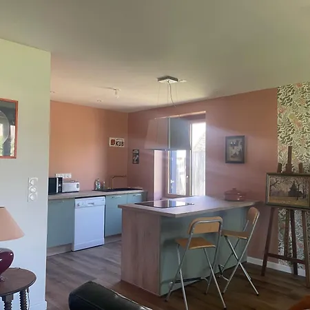 Parenthese A La Maison De L'ecrivain Entre Nature Et Petit Dejeuner Festin Nocleg ze śniadaniem Servon (Manche)