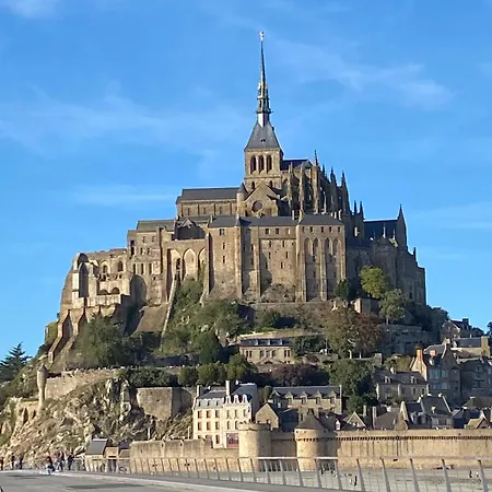 Domaine La Perruche Parenthese Poetique Vue Mont-Saint-Michel & Petit-Dejeuner Festin *