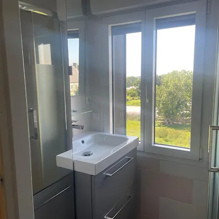 Domaine La Perruche Parenthese Poetique Vue Mont-saint-michel & Petit-dejeuner Festin فندق مبيت وإفطار 3*