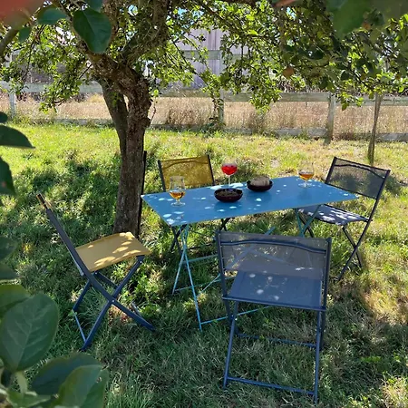 Parenthese A La Maison De L'ecrivain Entre Nature Et Petit Dejeuner Festin 3* Servon (Manche)