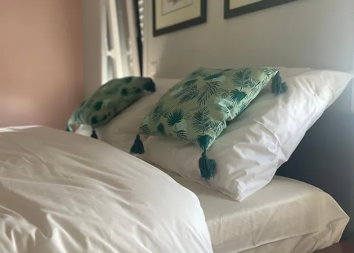 Oda ve Kahvaltı Parenthese Poetique Face Au Mont-Saint-Michel, Entre Nature Vivante, Animaux Et Petit-Dejeuner Festin 3*