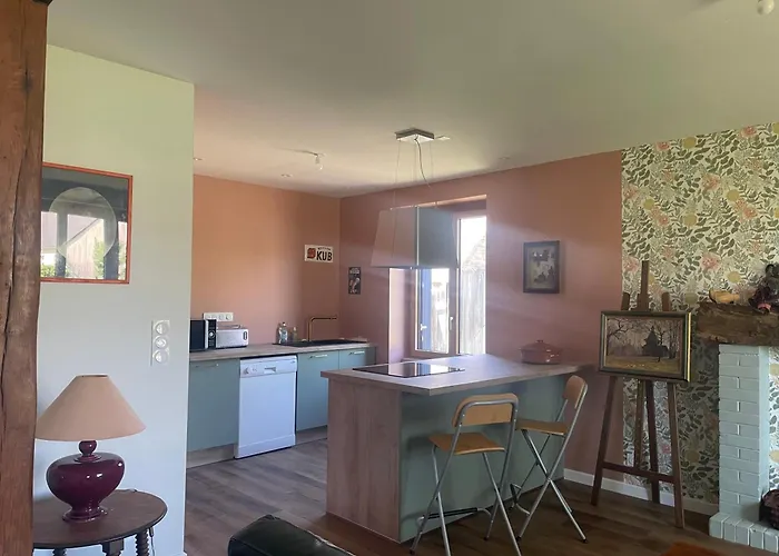 Parenthese Poetique Face Au Mont-Saint-Michel, Entre Nature Vivante, Animaux Et Petit-Dejeuner Festin Oda ve Kahvaltı Servon (Manche)