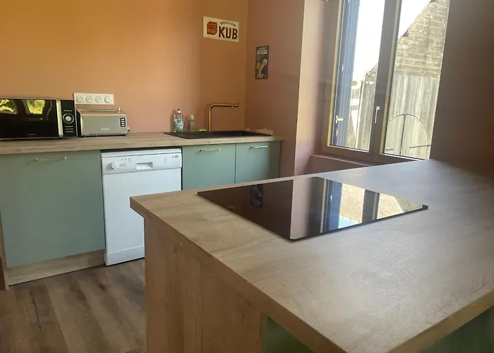 Parenthese Poetique Face Au Mont-Saint-Michel, Entre Nature Vivante, Animaux Et Petit-Dejeuner Festin 3* Servon (Manche)