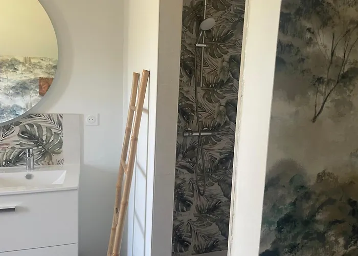 Oda ve Kahvaltı Parenthese Poetique Face Au Mont-Saint-Michel, Entre Nature Vivante, Animaux Et Petit-Dejeuner Festin