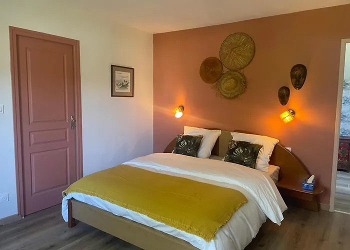 Bed & Breakfast Parenthese Poetique Face Au Mont-Saint-Michel, Entre Nature Vivante, Animaux Et Petit-Dejeuner Festin