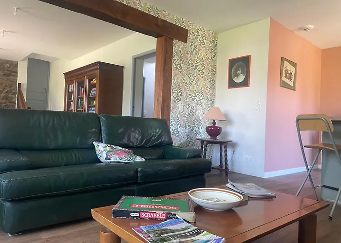 Parenthese Poetique Face Au Mont-Saint-Michel, Entre Nature Vivante, Animaux Et Petit-Dejeuner Festin Servon (Manche)