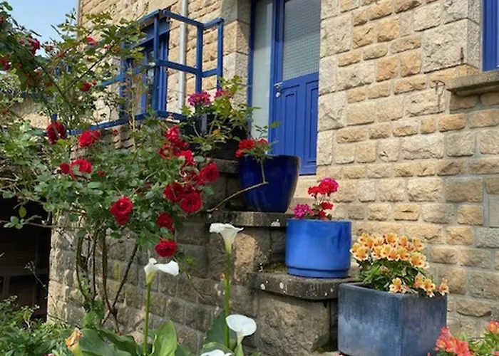 Parenthese Poetique Face Au Mont-Saint-Michel, Entre Nature Vivante, Animaux Et Petit-Dejeuner Festin Bed & Breakfast Servon (Manche)